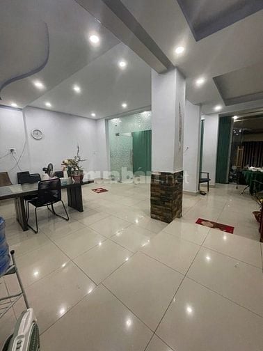 Nhà Hẻm xe tải đường Tỉnh Lộ 10, giáp Q.6-Tên Lửa, Dt: 8,6x13m, 3 tầng