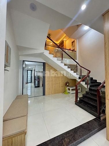 Chào bán nhà 5 Tầng MT Đường Trường Sa, Quận Ngũ Hành Sơn, TP Đà Nẵng