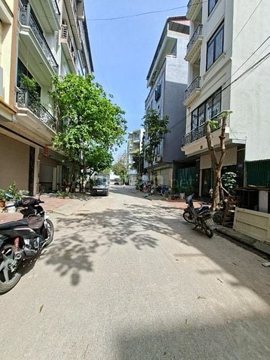 Bán Căn Mặt Ngõ Phân Lô Kinh Doanh Ngay Sát Lê Trọng Tấn - Hà Đông 46m