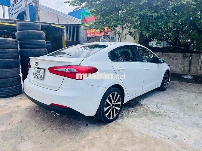 Kia K3 2015 - odo chuẩn 8 vạn km zin đẹp