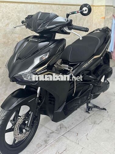 AB 125 đời 2022 màu đen mù siẻu mới