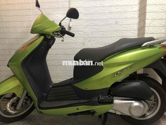 nhà chật cần bán