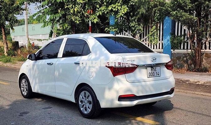 Hyundai Grand i10 2021 Sedan 1.2 MT - 60000 km