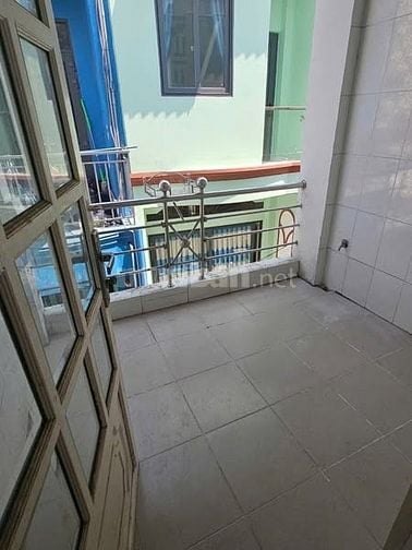  1ty980 nhà sổ hồng kv hiện hữu 2 lầu 2,8 x 5 2pngủ có ban công
