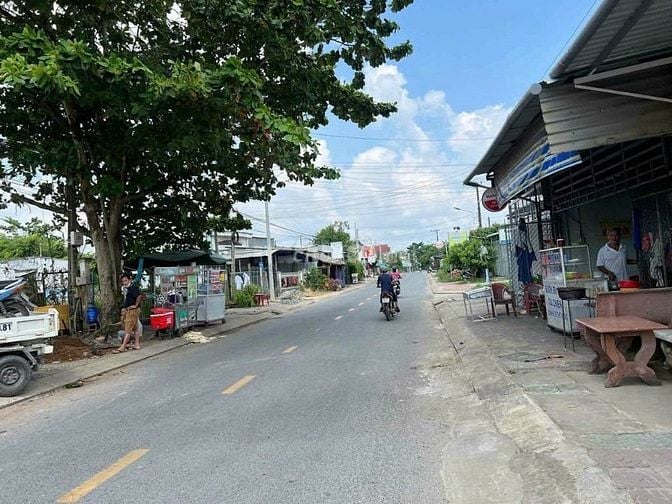 Vợ Ck, C.Hương kẹt tiền bán lỗ Nhà 5x23 (115m2) MT Đ.Đoàn Nguyên Tuấn