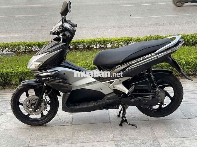Honda Airblade nguyên zin rất mới