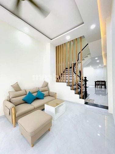Bán nhà cực đẹp ngay trung tâm tại Lê Văn Sỹ, P12, Q3| 3,060 tỷ| 42m2