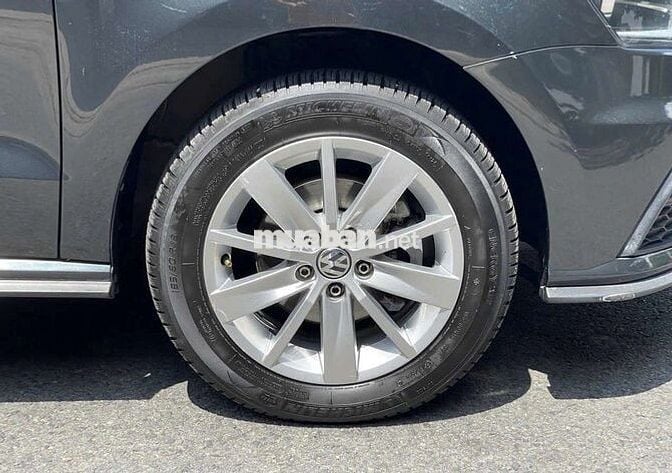 Volkswagen Polo 2020 Hatchback - 60000 km