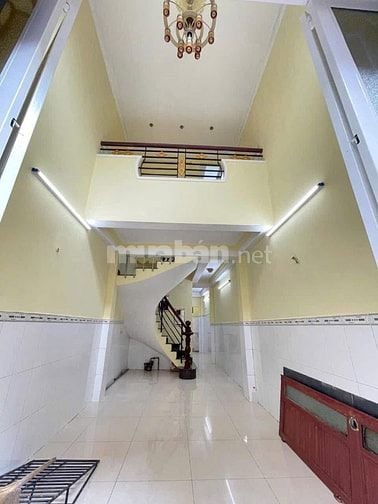 HẺm 299tuy lý vương 3x12m. Trệt 2 lầu. P12Q8