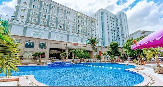 Cho thuê phòng khách sạn 4 sao sát biển giá cực rẻ tại Nha Trang 