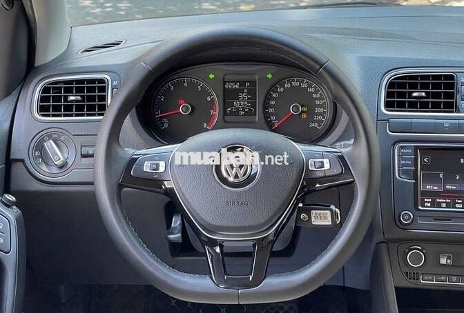 Volkswagen Polo 2020 Hatchback - 60000 km