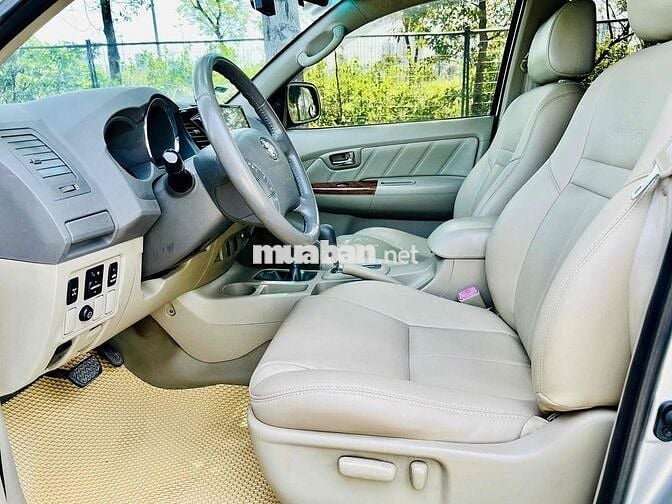 Toyota Fortuner 2.7V sản xuất 2010