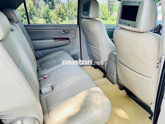 Toyota Fortuner 2.7V sản xuất 2010
