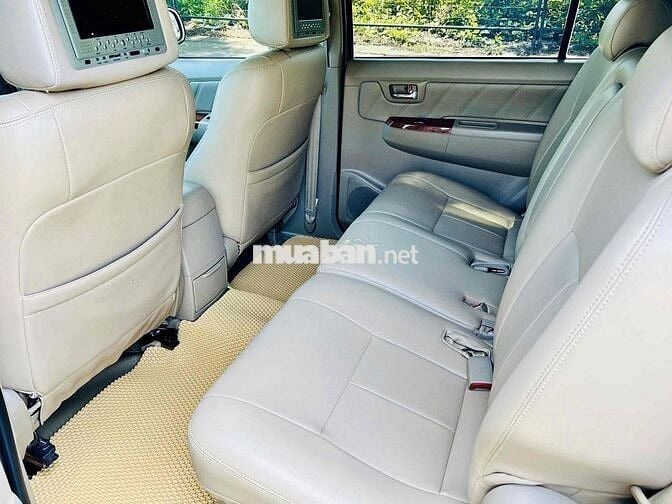 Toyota Fortuner 2.7V sản xuất 2010