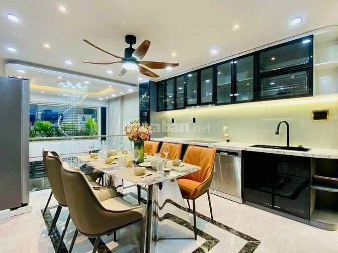 Bán gấp bán nhà Phạm Thế Hiển p6, quận 8 giá 2 tỷ 850 sổ riêng 52m2