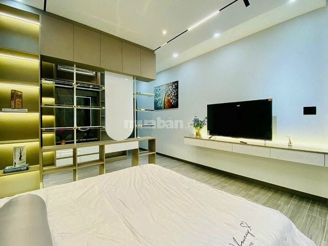 Bán gấp bán nhà Phạm Thế Hiển p6, quận 8 giá 2 tỷ 850 sổ riêng 52m2