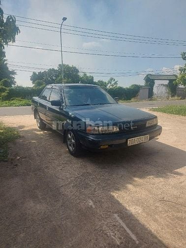 Tôi cần bán xe toyota như hình, bao rút hồ sơ