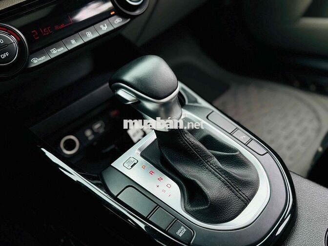 Kia Cerato 2020 1.6 AT Luxury  - 50000 km