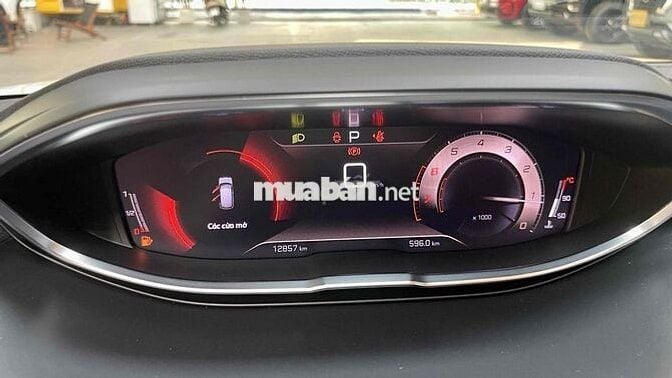 Peugeot 3008 2024 Allure - 12800 km