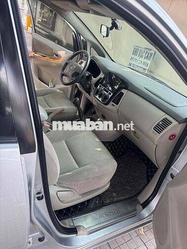 Toyota Innova 2010 G - 120 km