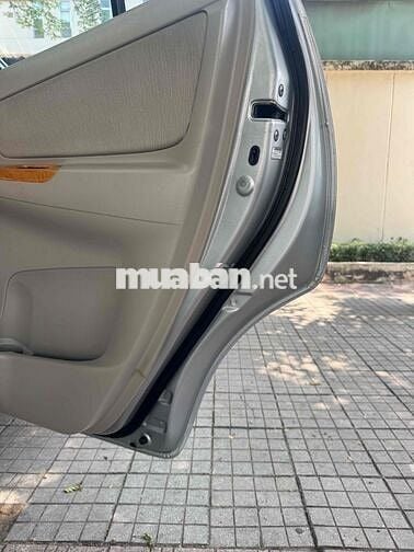 Toyota Innova 2010 G - 120 km