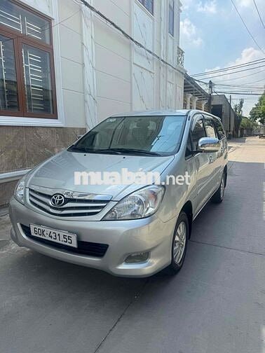 Toyota Innova 2010 G - 120 km