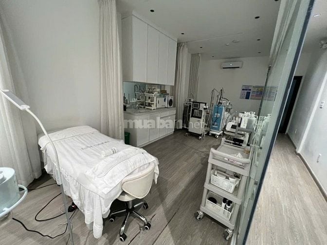 Cho thuê nhà mặt tiền Nguyễn Công Trứ, Quận 1 – Gần Bitexco