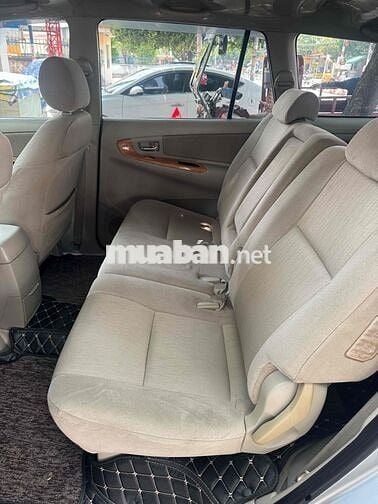 Toyota Innova 2010 G - 120 km