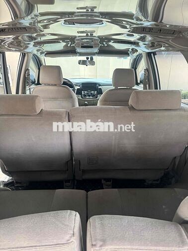Toyota Innova 2010 G - 120 km