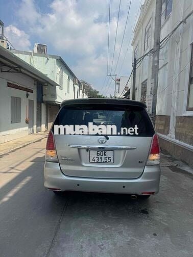 Toyota Innova 2010 G - 120 km