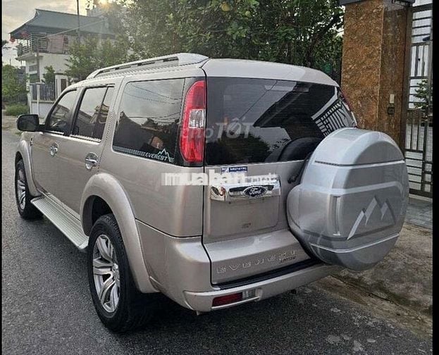 Ford Everest 2011  - 150000 km