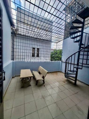 KHU SẦM UẤT NHỘN NHỊP, BÌNH TRỊ ĐÔNG B, BÌNH TÂN