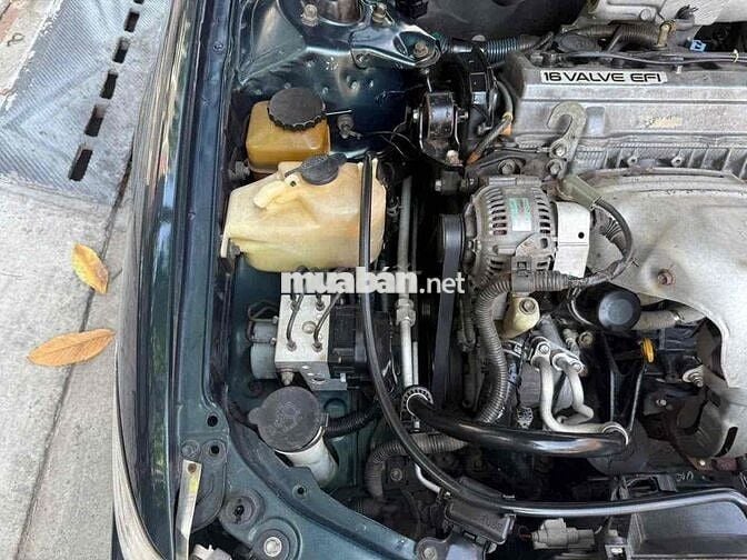 Toyota Camry GLi 2.2 số sàn đời cuối 2000