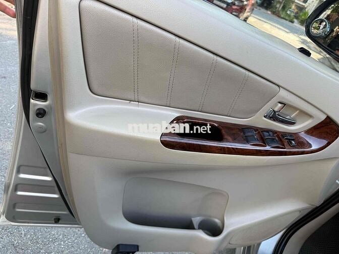Toyota Innova 2012 mẫu mới tự động cực đẹp zin