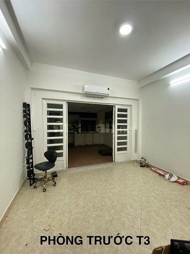 Cho thuê nhà MT Hoa Lan, P.2, PN. 4x16m Trệt 3L. Giá 45tr