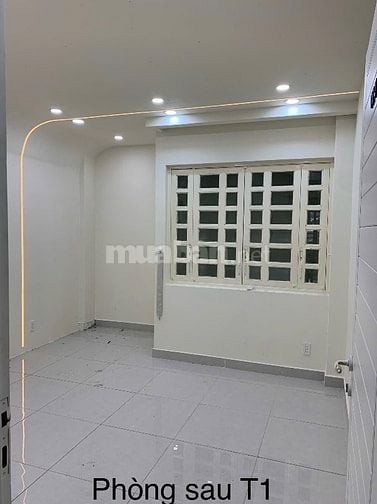 Cho thuê nhà MT Hoa Lan, P.2, PN. 4x16m Trệt 3L. Giá 45tr