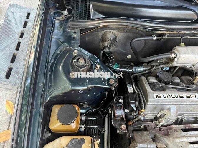 Toyota Camry GLi 2.2 số sàn đời cuối 2000