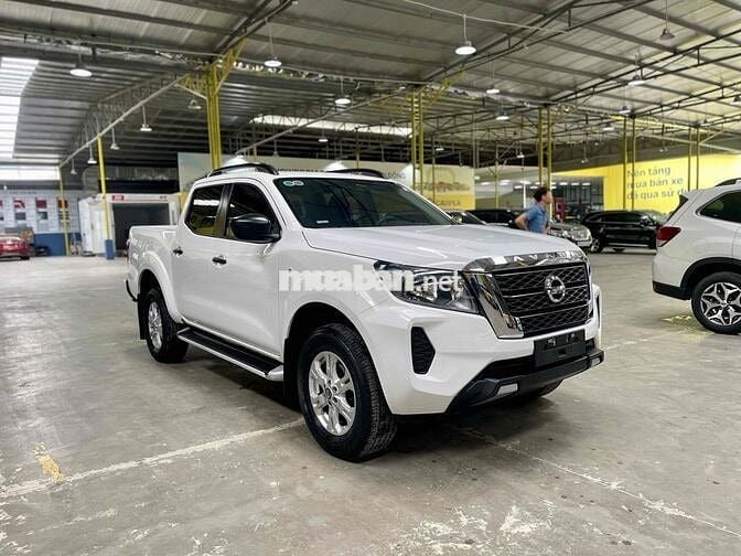 Nissan Navara 2022 EL 2.3 AT chạy 3,8 vạn km
