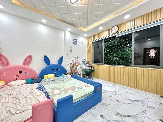 8.9 nhà mặt tiền Cầm Bá Thước Phú nhuận  5pn 