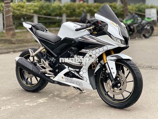 Bán xe r15v3