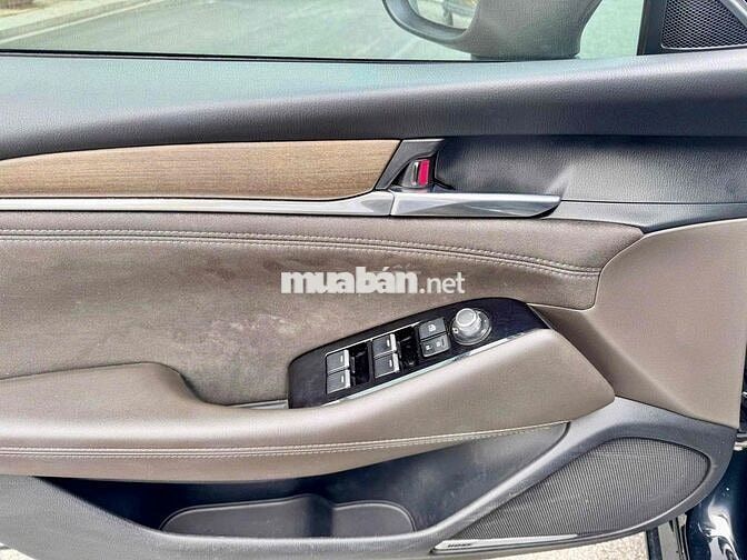 Mazda 6 2022 Signature Premium 2.5 AT - 43000 km