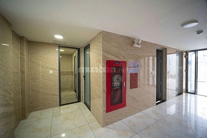 Bán tòa nhà mặt tiền Võ Văn Kiệt, , DT 335m2, 2 hầm 10 tầng 130 tỷ TL