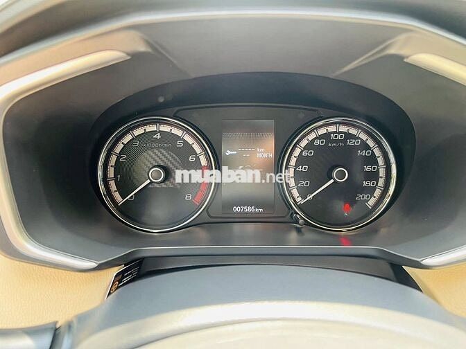 Mitsubishi Xpander 2018 1.5 AT - 7500 km