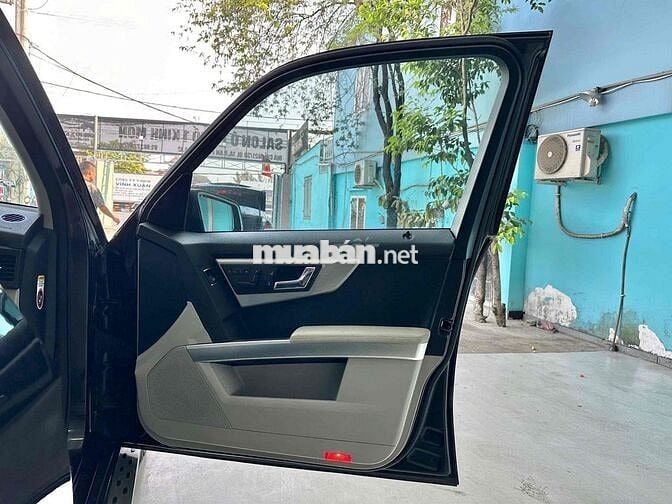 Mercedes Benz GLK Class 2009 300 4Matic - 120000 k