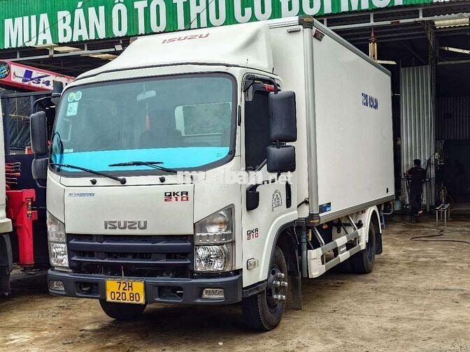 Isuzu QKR 2022 Thùng bảo ôn Quyền Auto - 69000 km