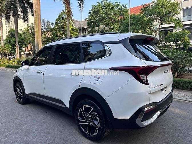 Kia Carens 2024 1.5G Luxury - 200000 km