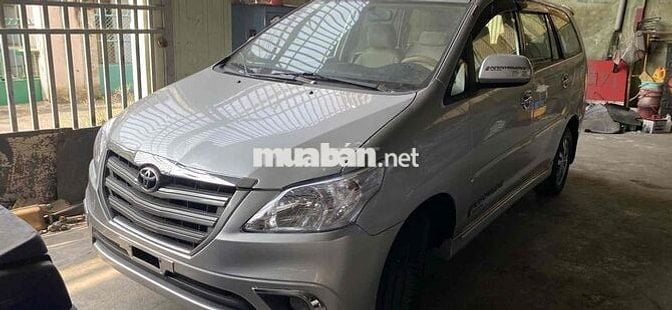 Toyota Innova 2016 2.0E - 180642 km