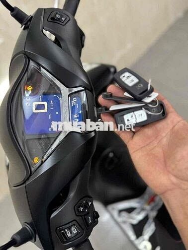 SH 160abs siêu lướt 100 km như mới