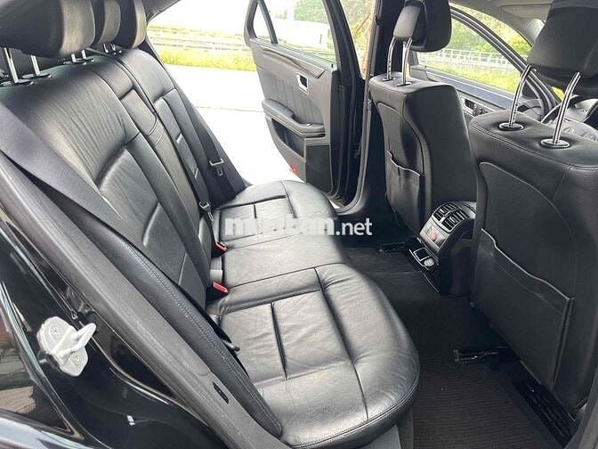 Mercedes Benz E Class 2010 E250 - 80000 km