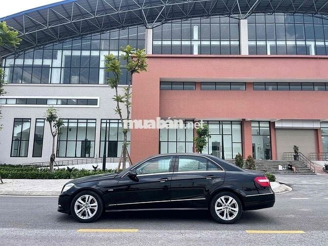 Mercedes Benz E Class 2010 E250 - 80000 km